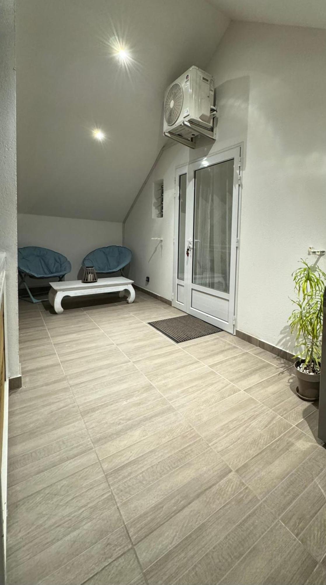 Grand Studio Charmant, Tout Equipe… Saint-Denis Eksteriør bilde